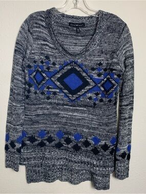 derek heart‎ Gray and Blue Patterned  Knit Sweater Medium